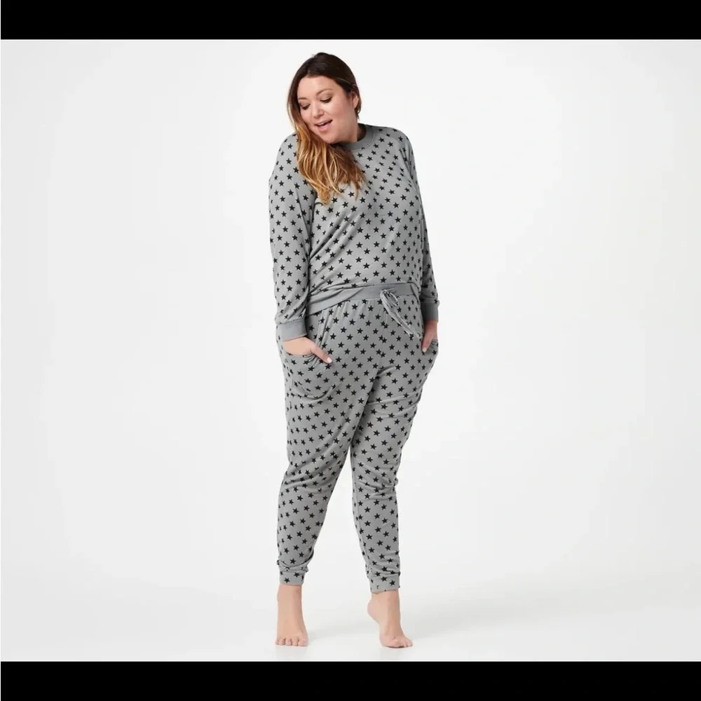 Muk Luks 2 Piece Star Loungewear NWT - Picture 2 of 5